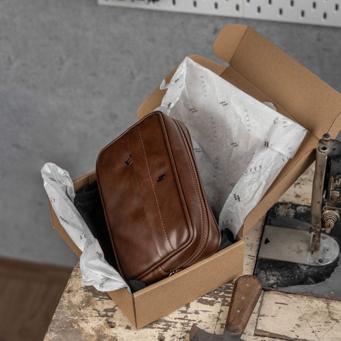 Alaska clutch Bag - Image 3