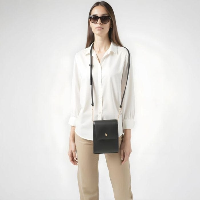 freepik_edit_flaviabag-A-fashionable-young-woman-WEARING-SUNGLA-(1) flavia slim bag - Image 3