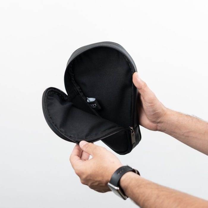 Ping-Pong Racket Bag - Image 2