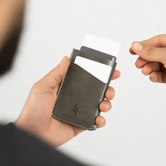 Sleeve Cards Holder - Image 2