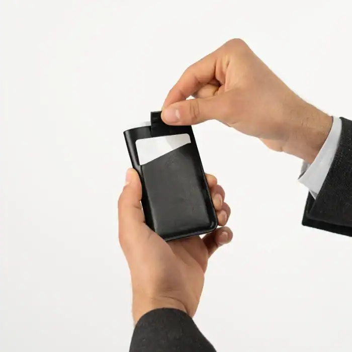 Sleeve Cards Holder - Image 1