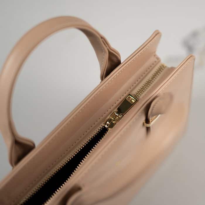 valentino low (7) Valantino - Image 11