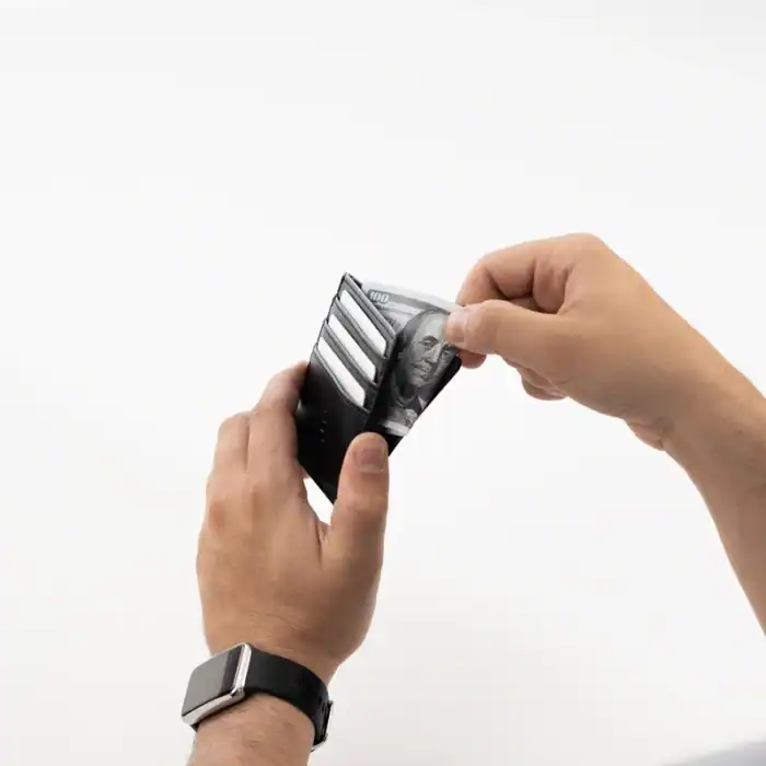 Lucas Cards Wallet - Image 14