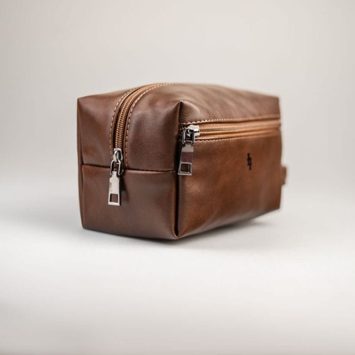 graf Toiletry Bag - Image 7