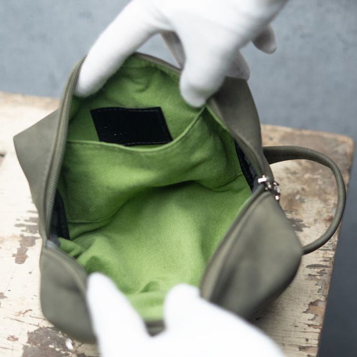 graf Toiletry Bag - Image 12