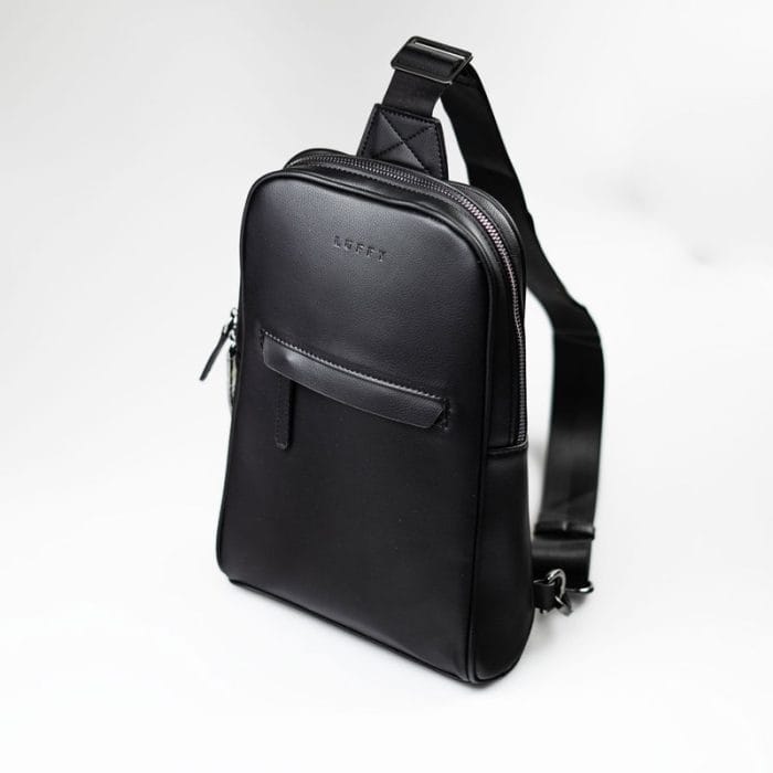 Tripo sling bag - Image 1